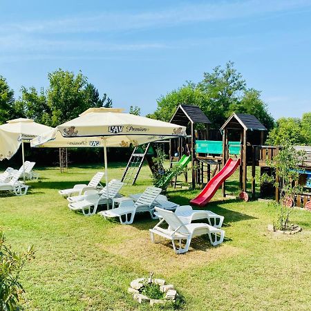 Villa Larus Palić Zewnętrze zdjęcie