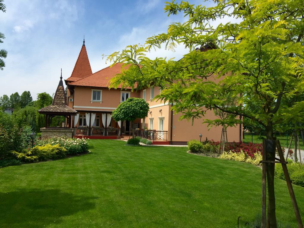 Villa Larus Palić Zewnętrze zdjęcie